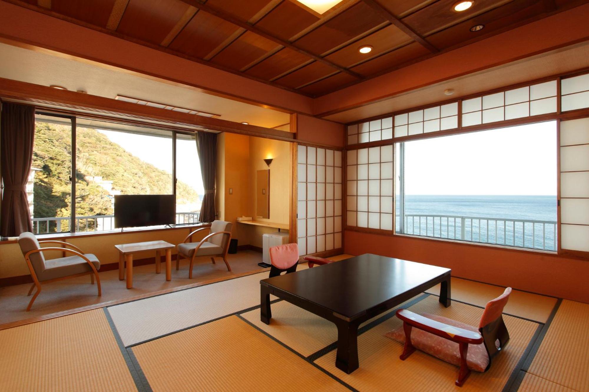 ホテル 熱川大和館 東伊豆町 エクステリア 写真